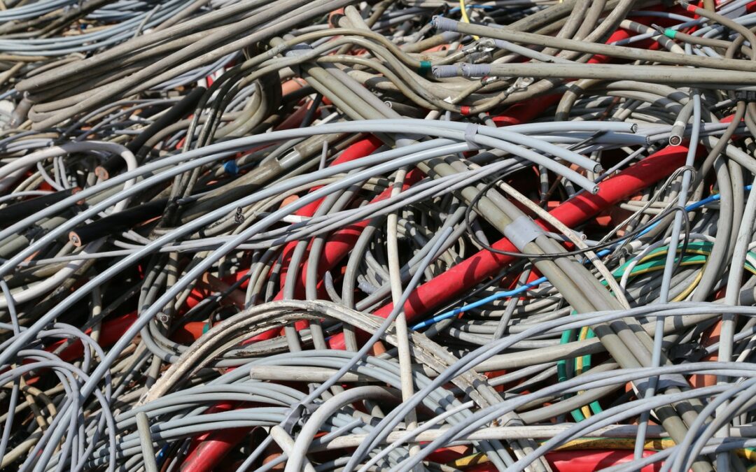 Odbiór kabli w izolacji: co warto wiedzieć?